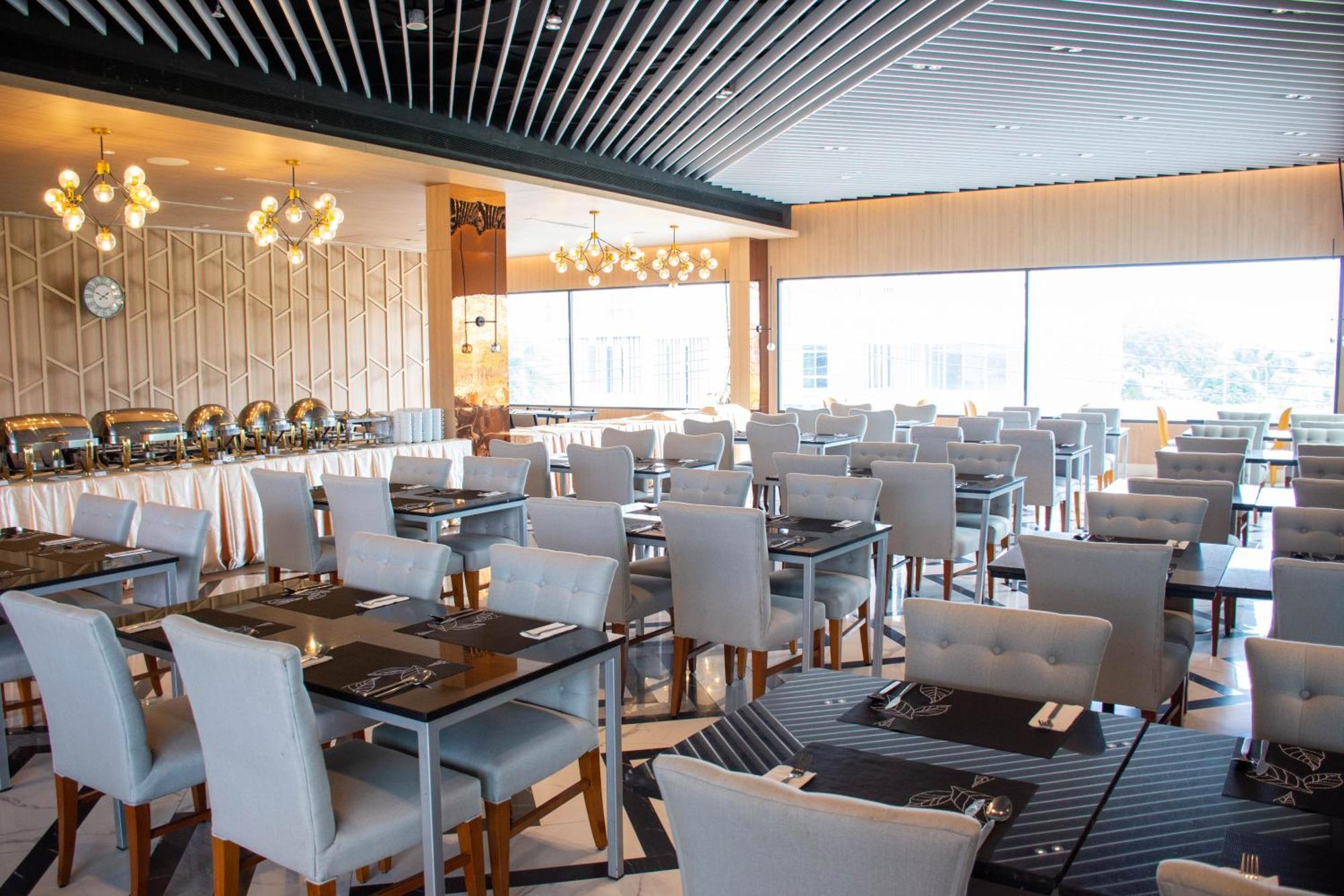Chor Cher The Luxury Green Hotel - Sha Extra Plus Bang Bo Bagian luar foto