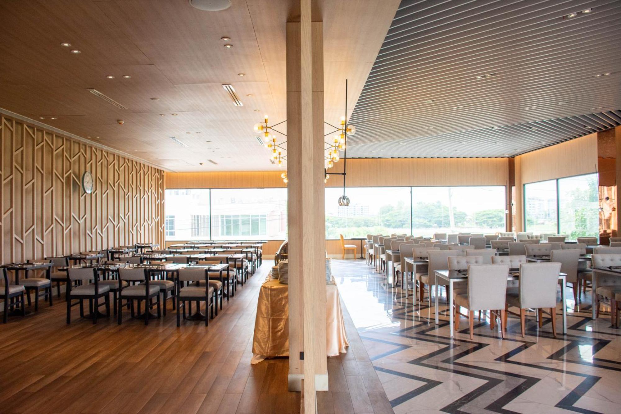 Chor Cher The Luxury Green Hotel - Sha Extra Plus Bang Bo Bagian luar foto