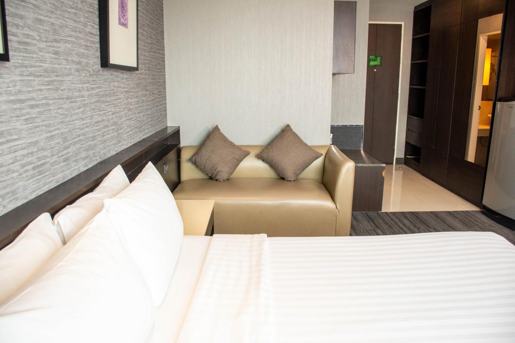 Chor Cher The Luxury Green Hotel - Sha Extra Plus Bang Bo Bagian luar foto